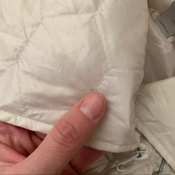 Mondetta womens small down feather puffer vest gray white striped oversized neck - Picture 2 of 13